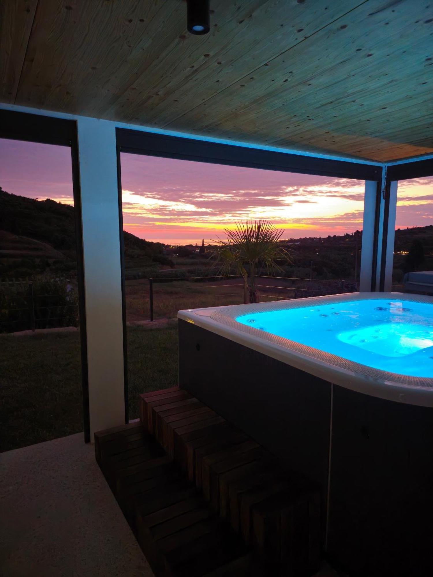 Seaview Apartment Mirjam With Jacuzzi Portoroz Exterior photo
