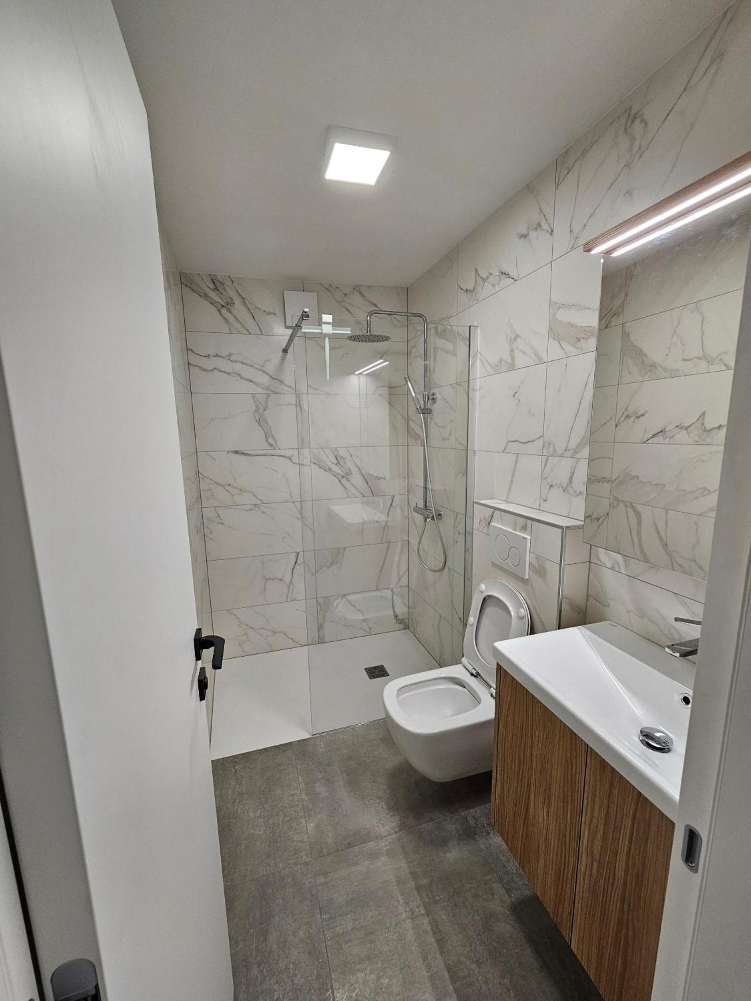 Seaview Apartment Mirjam With Jacuzzi Portoroz Exterior photo